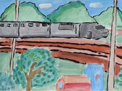 高鐵－行駛中的高鐵，經過了小山跟樹林。